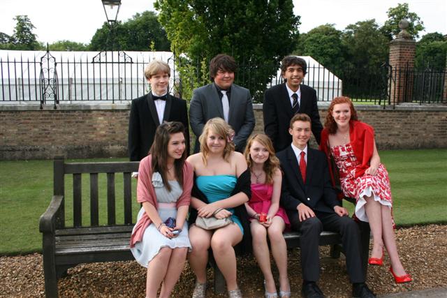 618x404 pixels (72K)